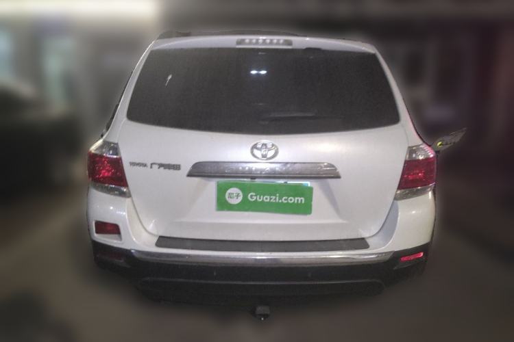 Used Toyota Highlander 2012 2.7L Two-Wheel Drive 7-Seater Luxury Edition Rear
