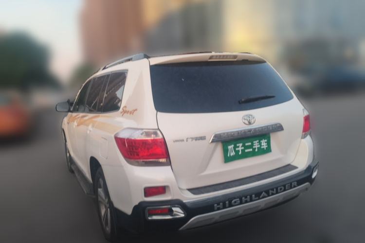 Used Toyota Highlander 2012 2.7L Two-Wheel Drive 7-Seater Luxury Edition Rear Left 45 Deg