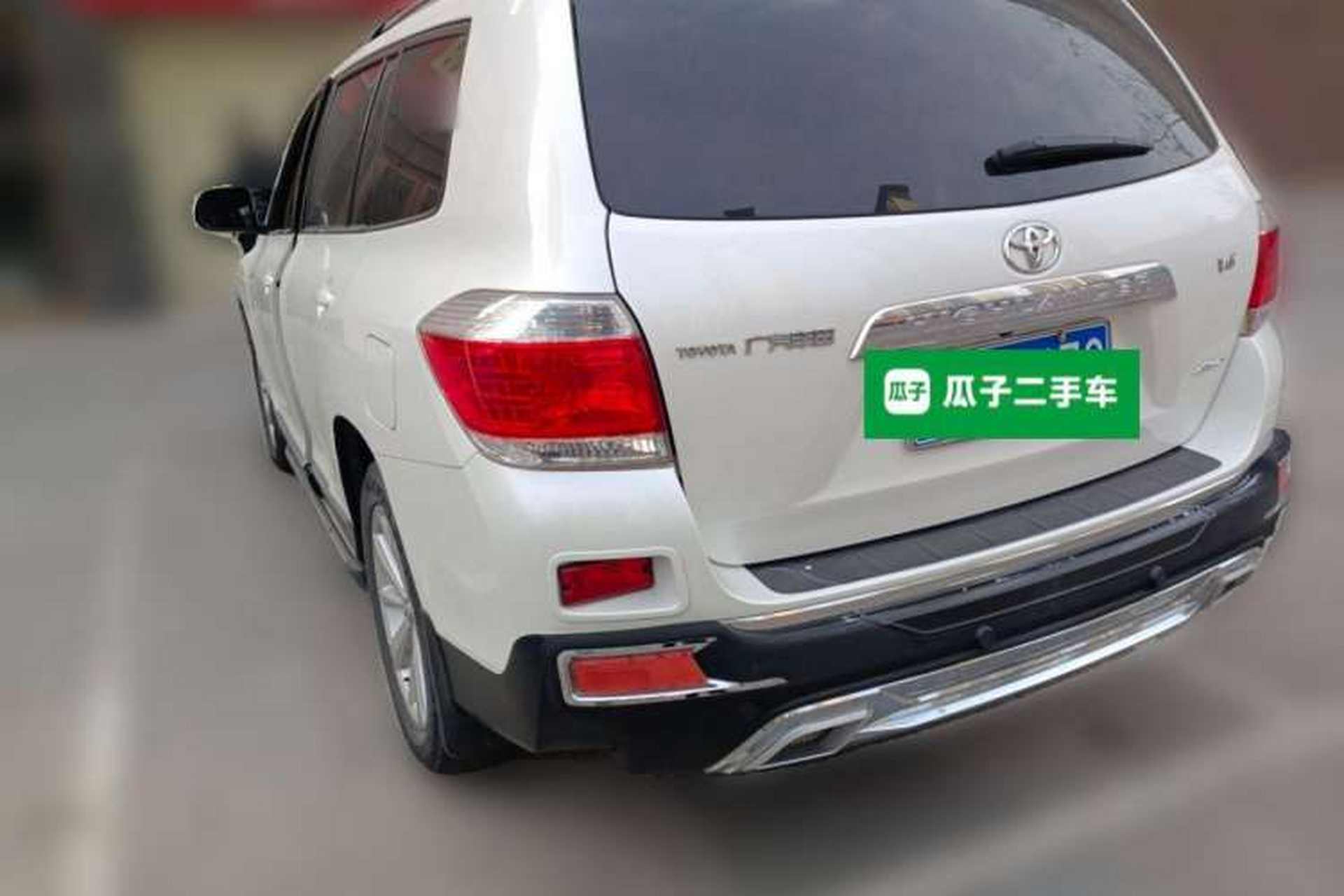 Used Toyota Highlander 2012 3.5L 4x4 7-Seater Luxury Edition with Navigation Rear Left 45 Deg