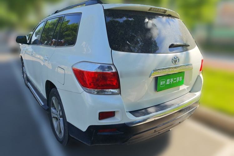 Used Toyota Highlander 2012 2.7L Two-Wheel Drive 7-Seater Luxury Edition Rear Left 45 Deg