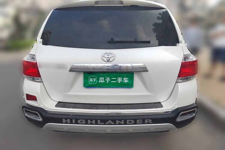 Used Toyota Highlander 2012 2.7L Two-Wheel Drive 7-Seater Luxury Edition Rear