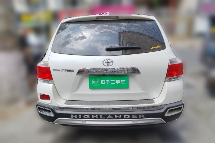 Used Toyota Highlander 2012 2.7L Two-Wheel Drive 7-Seater Luxury Edition Rear