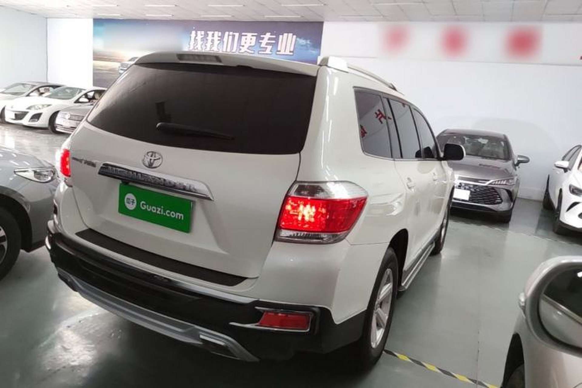 Used Toyota Highlander 2012 2.7L 2WD 5-Seater Elite Edition Rear Right 45 Deg