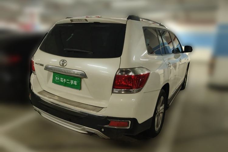 Used Toyota Highlander 2012 2.7L Two-Wheel Drive 7-Seater Luxury Edition Rear Right 45 Deg