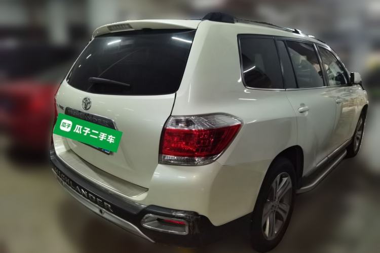Used Toyota Highlander 2012 2.7L Two-Wheel Drive 5-Seater Sport Edition Rear Right 45 Deg