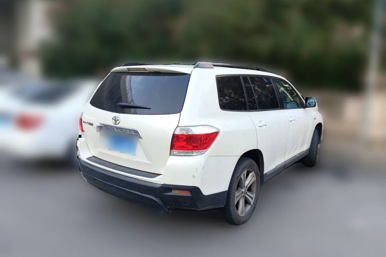 Used Toyota Highlander 2012 2.7L Two-Wheel Drive 7-Seater Luxury Edition Rear Right 45 Deg