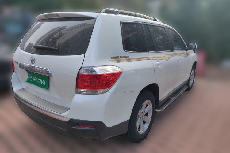 Used Toyota Highlander 2012 2.7L Two-Wheel Drive 7-Seater Elite Edition Rear Right 45 Deg