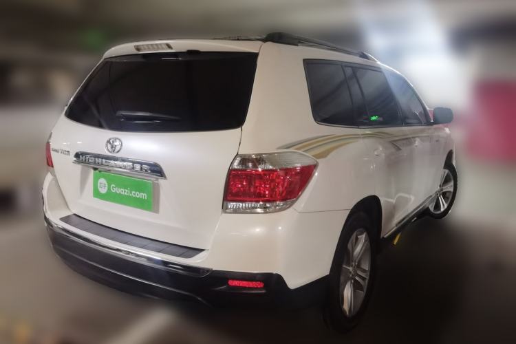 Used Toyota Highlander 2012 2.7L Two-Wheel Drive 7-Seater Luxury Edition Rear Right 45 Deg