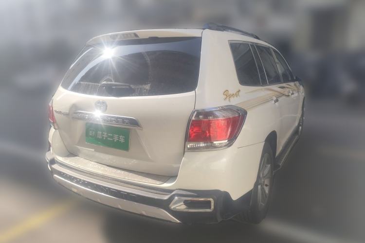 Used Toyota Highlander 2012 2.7L Two-Wheel Drive 7-Seater Luxury Edition Rear Right 45 Deg