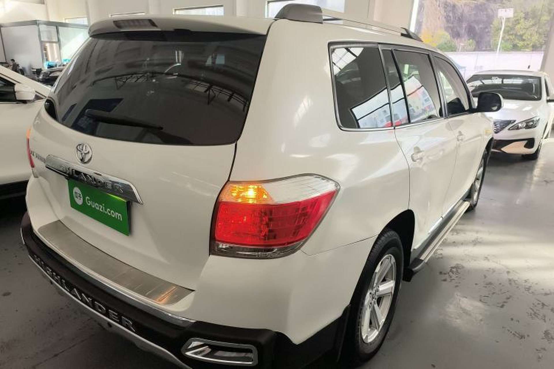 Used Toyota Highlander 2012 2.7L 2WD 5-Seater Elite Edition Rear Right 45 Deg