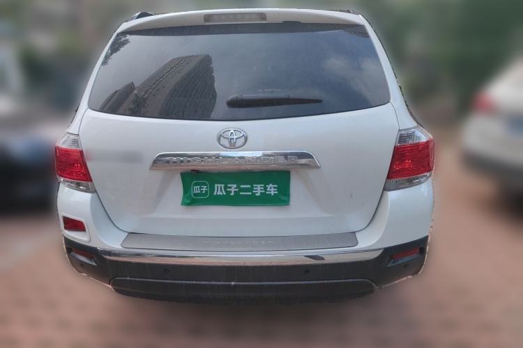 Used Toyota Highlander 2012 2.7L Two-Wheel Drive 7-Seater Elite Edition Rear