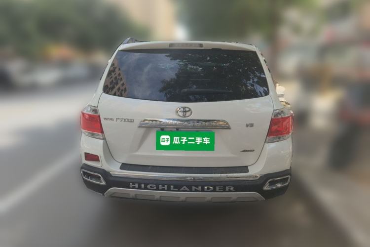 Used Toyota Highlander 2012 2.7L Two-Wheel Drive 7-Seater Elite Edition Rear