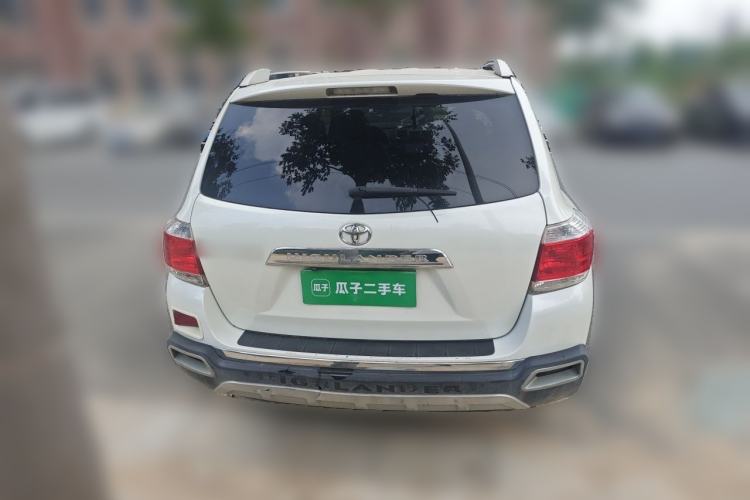 Used Toyota Highlander 2012 2.7L Two-Wheel Drive 7-Seater Elite Edition Rear