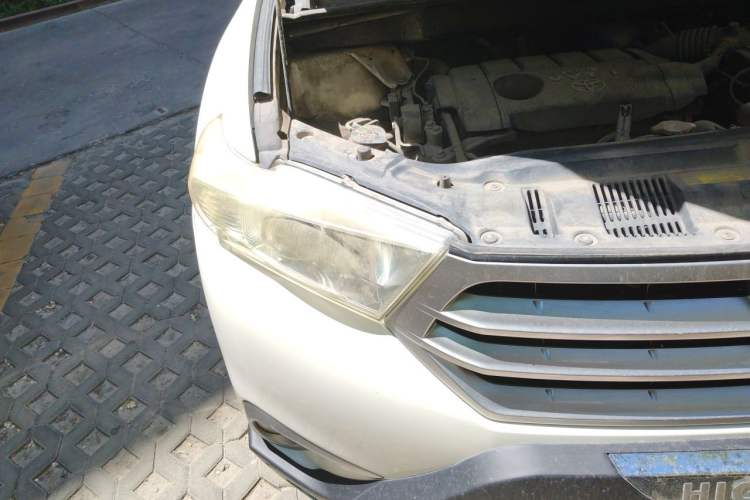 Used Toyota Highlander 2012 2.7L 2WD 5-Seater Elite Edition Right Front Headlight