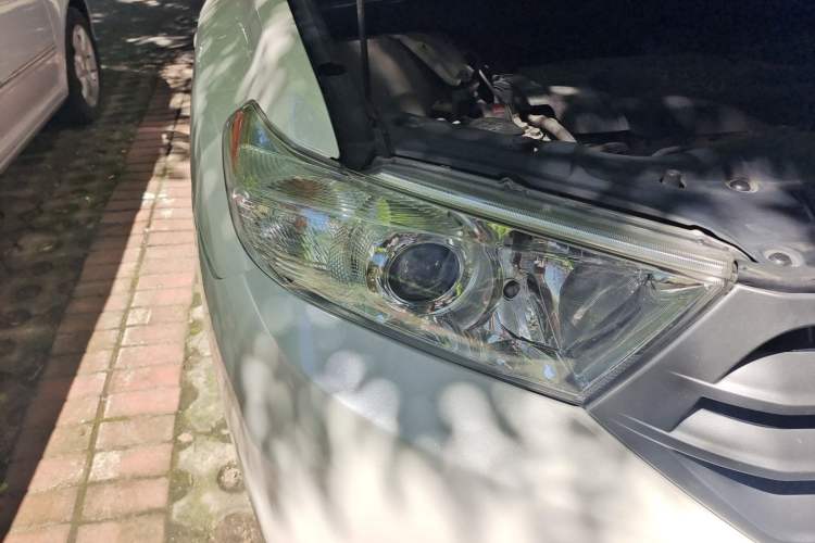 Used Toyota Highlander 2012 2.7L 2WD 5-Seater Elite Edition Right Front Headlight
