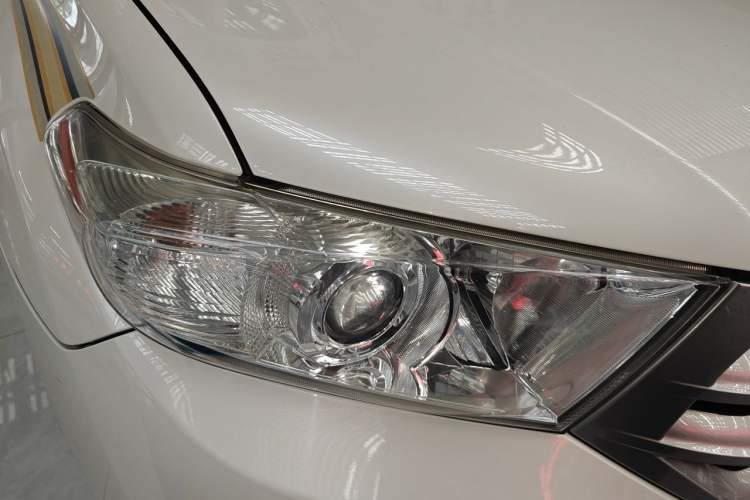 Used Toyota Highlander 2012 2.7L 2WD 5-Seater Elite Edition Right Front Headlight