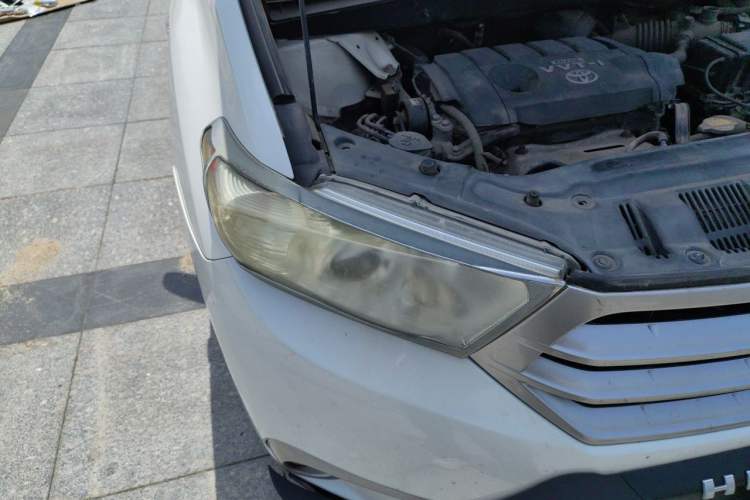 Used Toyota Highlander 2012 2.7L 2WD 5-Seater Elite Edition Right Front Headlight