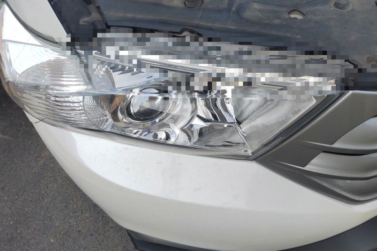 Used Toyota Highlander 2012 2.7L Two-Wheel Drive 7-Seater Luxury Edition Right Front Headlight