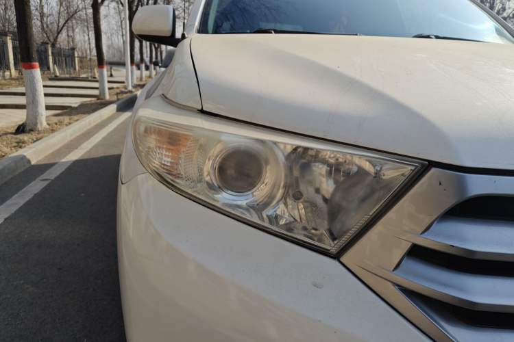 Used Toyota Highlander 2012 2.7L 2WD 5-Seater Elite Edition Right Front Headlight