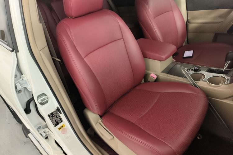 Used Toyota Highlander 2012 2.7L 2WD 5-Seater Elite Edition Right Front Seat