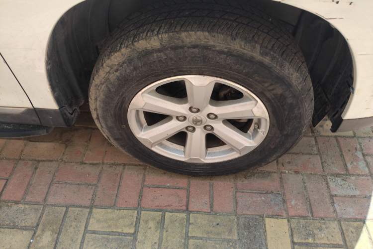 Used Toyota Highlander 2012 2.7L 2WD 5-Seater Elite Edition Right Front Wheel Hub