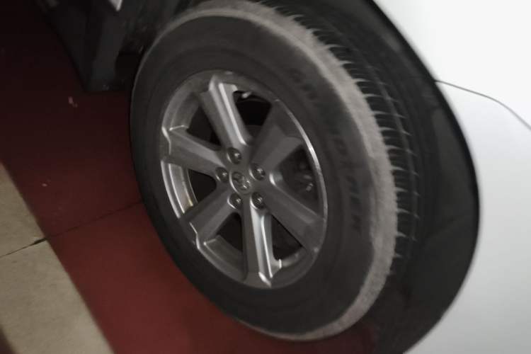 Used Toyota Highlander 2012 2.7L 2WD 5-Seater Elite Edition Right Front Wheel Hub