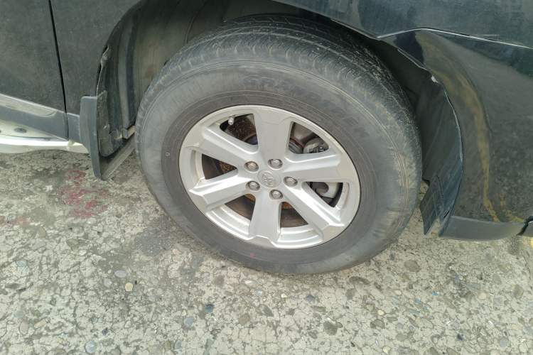 Used Toyota Highlander 2012 2.7L 2WD 5-Seater Elite Edition Right Front Wheel Hub