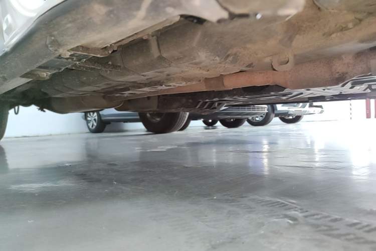 Used Toyota Highlander 2012 2.7L 2WD 5-Seater Elite Edition Right Side Sill