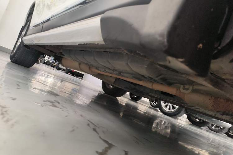 Used Toyota Highlander 2012 2.7L 2WD 5-Seater Elite Edition Right Side Sill