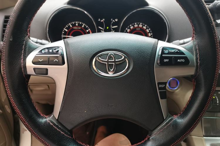 Used Toyota Highlander 2012 2.7L 2WD 5-Seater Elite Edition Steering Wheel