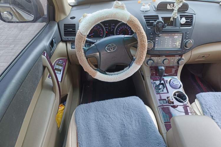 Used Toyota Highlander 2012 2.7L 2WD 5-Seater Elite Edition Steering Wheel