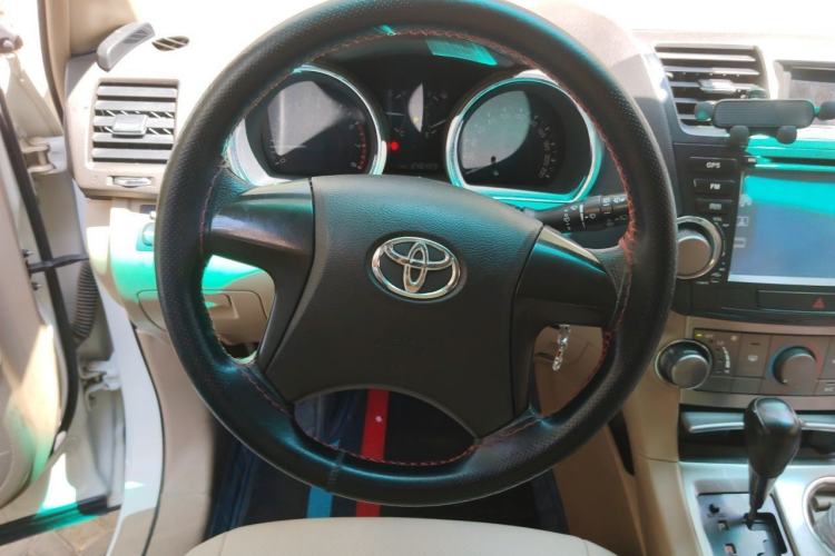 Used Toyota Highlander 2012 2.7L 2WD 5-Seater Elite Edition Steering Wheel