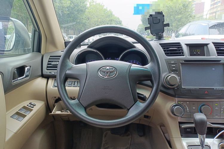 Used Toyota Highlander 2012 2.7L 2WD 5-Seater Elite Edition Steering Wheel