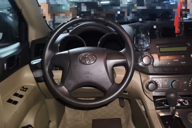 Used Toyota Highlander 2012 2.7L 2WD 5-Seater Elite Edition Steering Wheel