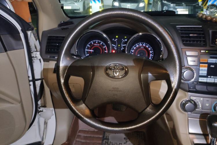 Used Toyota Highlander 2012 2.7L 2WD 5-Seater Elite Edition Steering Wheel