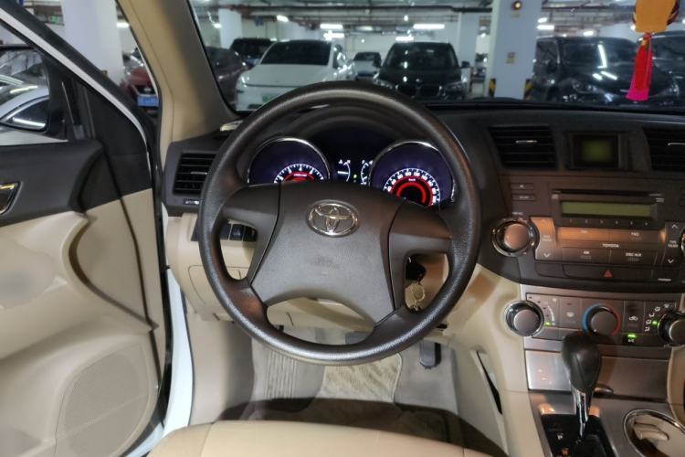Used Toyota Highlander 2012 2.7L 2WD 5-Seater Elite Edition Steering Wheel