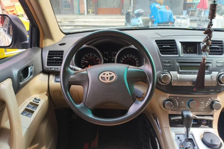 Used Toyota Highlander 2012 2.7L 2WD 5-Seater Elite Edition Steering Wheel
