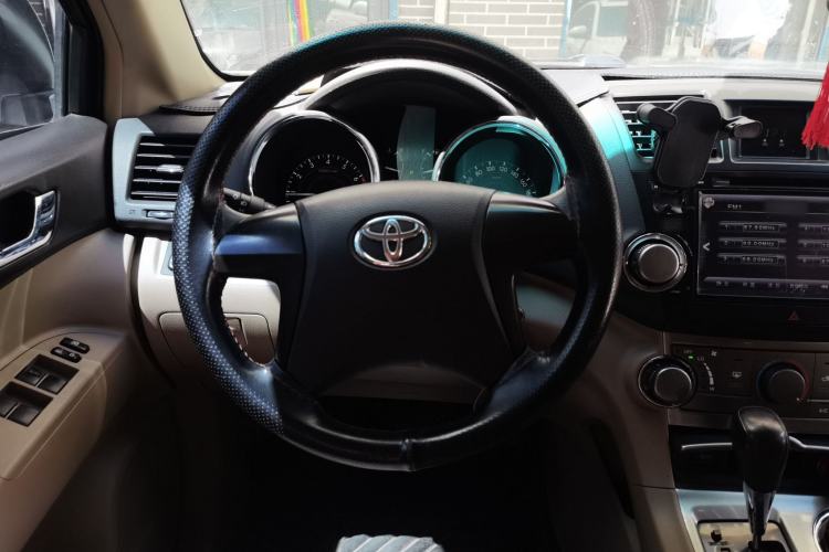 Used Toyota Highlander 2012 2.7L 2WD 5-Seater Elite Edition Steering Wheel