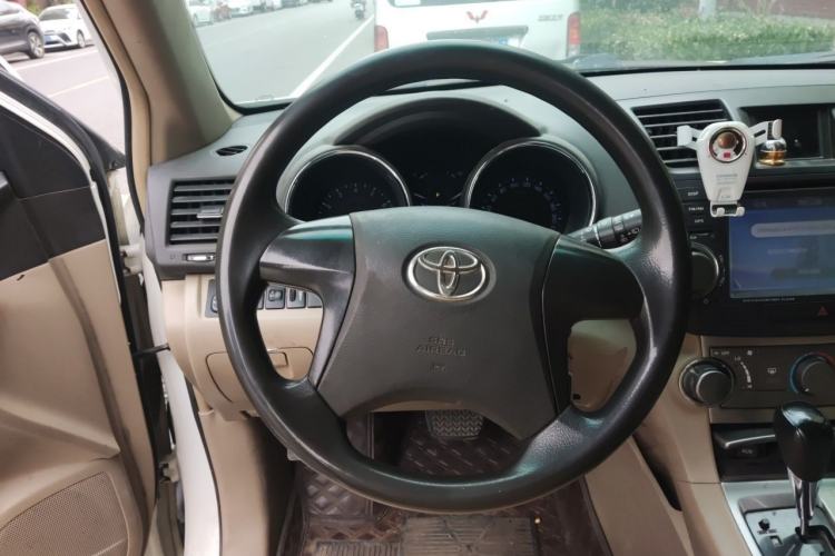Used Toyota Highlander 2012 2.7L 2WD 5-Seater Elite Edition Steering Wheel
