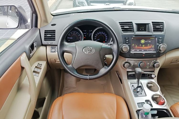 Used Toyota Highlander 2012 2.7L 2WD 5-Seater Elite Edition Steering Wheel