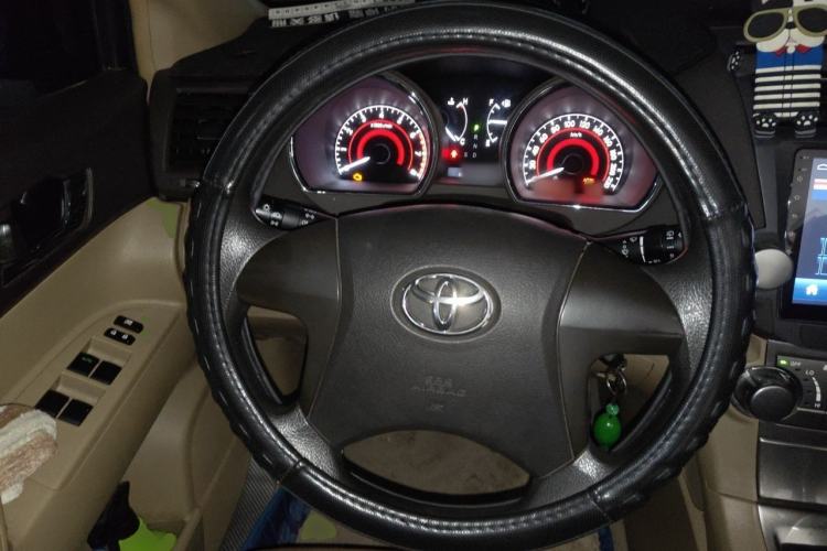 Used Toyota Highlander 2012 2.7L Two-Wheel Drive 7-Seater Elite Edition Steering Wheel