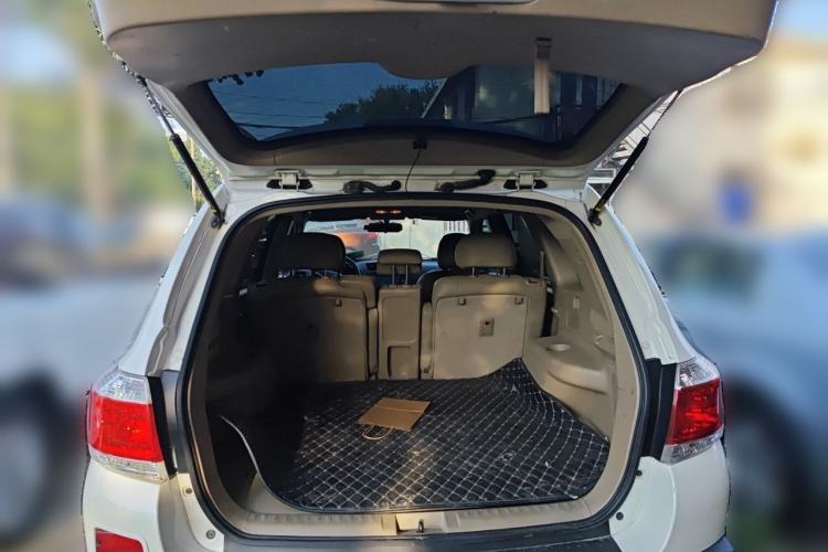 Used Toyota Highlander 2012 2.7L 2WD 5-Seater Elite Edition Trunk