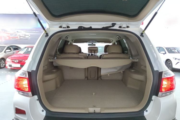 Used Toyota Highlander 2012 2.7L 2WD 5-Seater Elite Edition Trunk