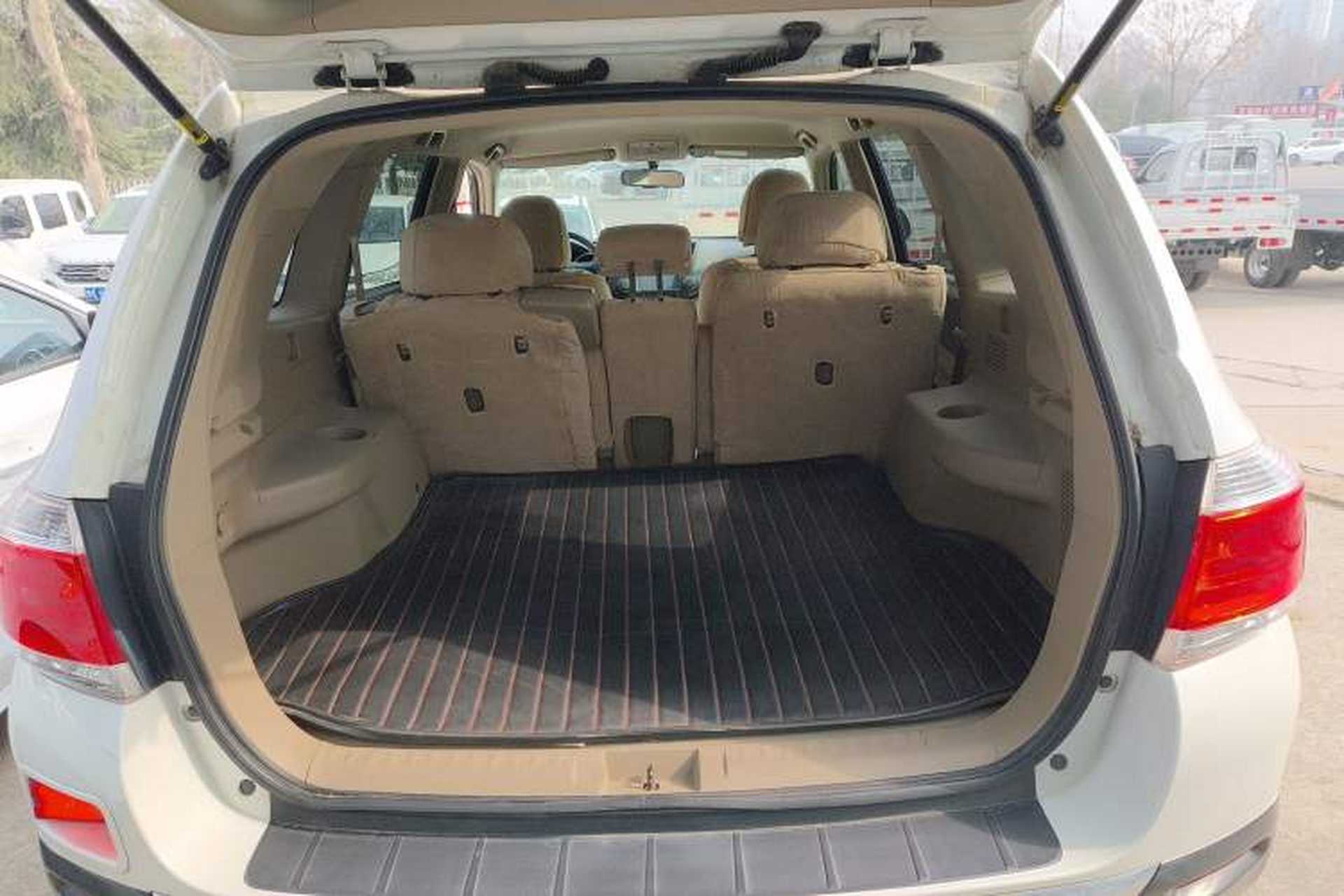 Used Toyota Highlander 2012 2.7L 2WD 5-Seater Elite Edition Trunk
