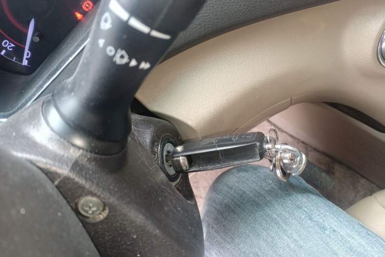 Used Toyota Highlander 2012 2.7L 2WD 5-Seater Elite Edition Vehicle Key