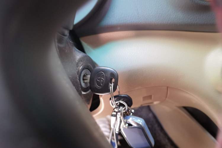 Used Toyota Highlander 2012 2.7L 2WD 5-Seater Elite Edition Vehicle Key