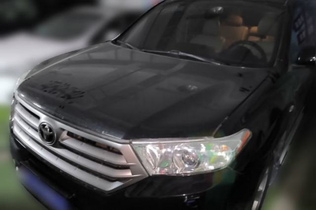 Used Toyota Highlander 2013 2.7L Two-Wheel Drive 5-Seater Purple Gold Edition