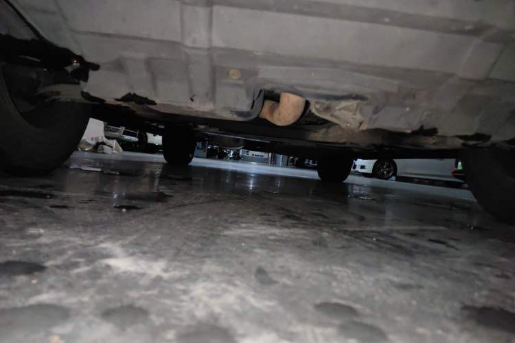 Used Toyota Highlander 2013 2.7L Two-Wheel Drive 5-Seater Purple Gold Edition Chassis Front