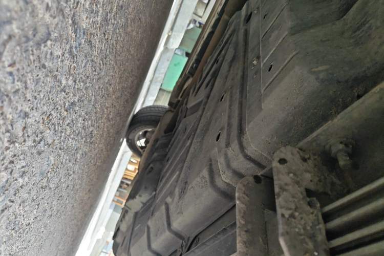 Used Toyota Highlander 2013 2.7L Two-Wheel Drive 7-Seater Zijin Edition Chassis Front Left
