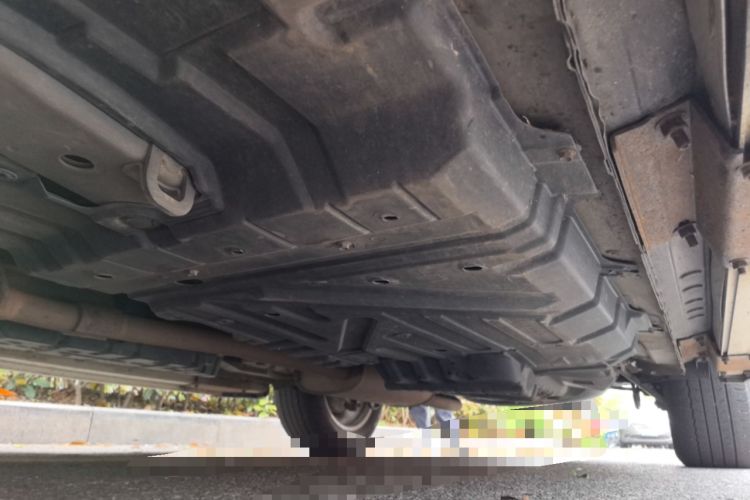Used Toyota Highlander 2013 2.7L Two-Wheel Drive 7-Seater Zijin Edition Chassis Front Left